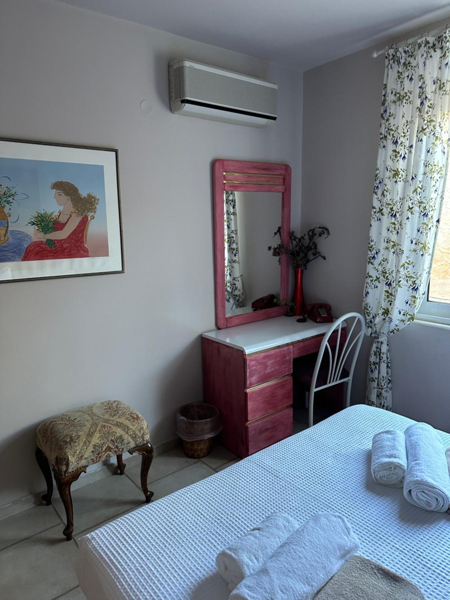 The Twin Pines Home Kounoupidhianá المظهر الخارجي الصورة